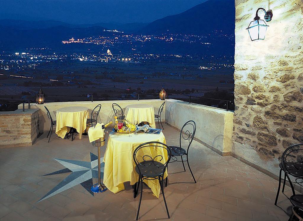 Relais La Corte Di Bettona Exterior foto